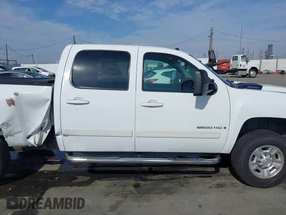 2007 Chevrolet Silverado 2500HD 1LT с VIN 1GCHK23607F560875, выставлен на аукционе IAAI как лот 41493976 с пробегом 249 378 миль миль и . История ставок и продаж доступна на DreamBid. Изображение 13.