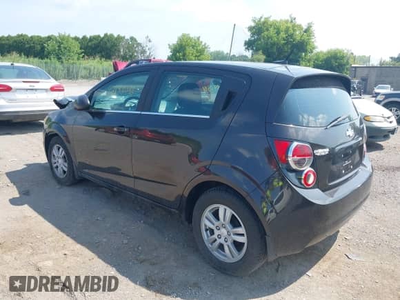 2014 Chevrolet Sonic LT с VIN 1G1JC6SH3E4186627, выставлен на аукционе IAAI как лот 42840398 с пробегом 73 954 миль миль и . История ставок и продаж доступна на DreamBid. Изображение 3.