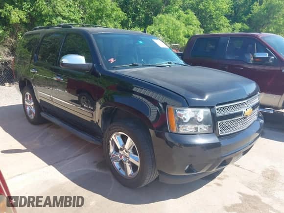 2013 Chevrolet Tahoe LTZ с VIN 1GNSCCE09DR175222, выставлен на аукционе IAAI как лот 42036157 с пробегом 210 866 миль миль и . История ставок и продаж доступна на DreamBid. Изображение 1.