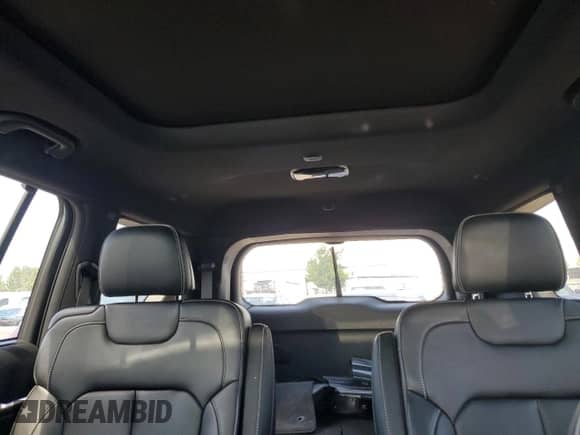 2022 Jeep Grand Cherokee Overland с VIN 1C4RJKDG0N8528248, выставлен на аукционе Copart как лот 69256955 с пробегом Не указан миль и Списание • Salvage title. История ставок и продаж доступна на DreamBid. Изображение 10.