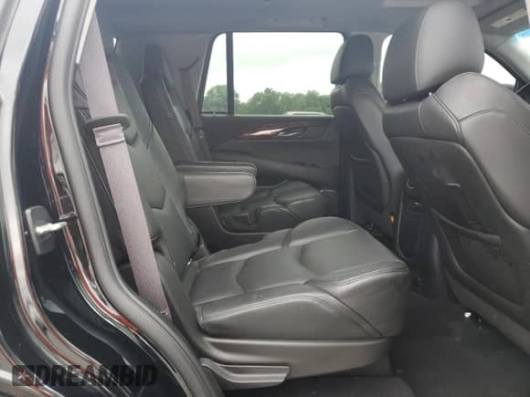 2015 Cadillac Escalade Premium z VIN 1GYS4NKJ0FR523856, wystawiony jako Copart lot #64656715 z przebiegiem 142 235 mil mil oraz Szkoda całkowita • Salvage title. Historia ofert i sprzedaży dostępna na DreamBid. Obrazek 11.
