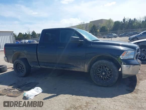 2019 Ram 1500 Tradesman с VIN 1C6RR6FT3KS563110, выставлен на аукционе IAAI как лот 41895738 с пробегом 158 013 миль миль и . История ставок и продаж доступна на DreamBid. Изображение 14.