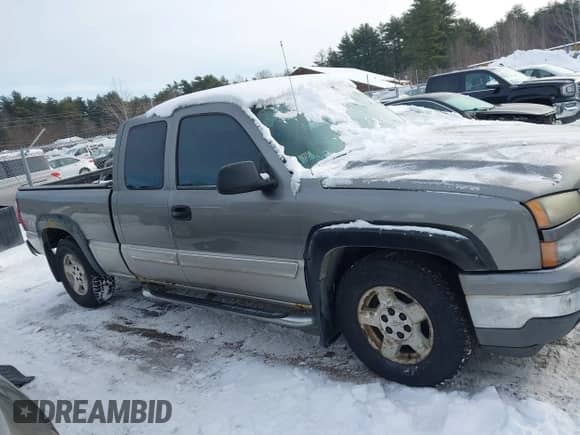 2007 Chevrolet Silverado 1500 LT3 z VIN 1GCEK19B07Z110496, wystawiony jako IAAI lot #41549221 z przebiegiem 184 604 mil mil oraz . Historia ofert i sprzedaży dostępna na DreamBid. Obrazek 13.