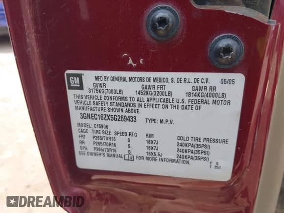 2005 Chevrolet Suburban LT with VIN 3GNEC16ZX5G269433, listed as a IAAI auction lot 42991058 with 203,110 mi miles and . Bid and sale history available at DreamBid. Image 9.