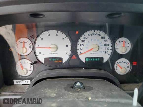 2004 Dodge 2500 SLT with VIN 3D7KU28DX4G105913, listed as a Copart auction lot 63144275 with 87,857 mi miles and Clean title. Bid and sale history available at DreamBid. Image 9.