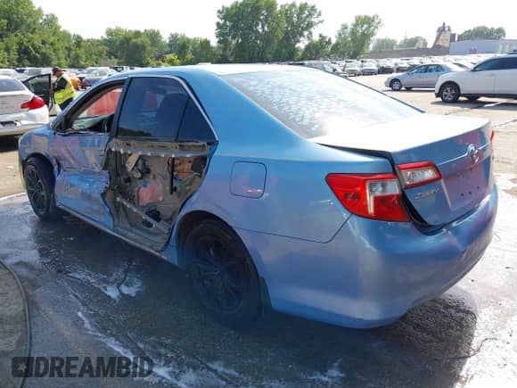 2012 Toyota Camry XLE с VIN 4T1BF1FK7CU501191, выставлен на аукционе IAAI как лот 42997005 с пробегом 153 905 миль миль и . История ставок и продаж доступна на DreamBid. Изображение 3.