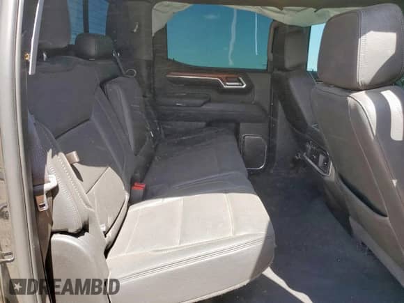 2023 GMC Sierra 1500 Denali z VIN 3GTUUGED6PG166328, wystawiony jako Copart lot #61759895 z przebiegiem 45 578 mil mil oraz Szkoda całkowita • Salvage title. Historia ofert i sprzedaży dostępna na DreamBid. Obrazek 10.