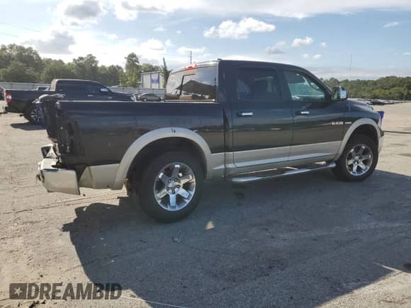 2010 Dodge 1500 Laramie с VIN 1D7RV1CT4AS140228, выставлен на аукционе Copart как лот 82086365 с пробегом 196 613 миль миль и На запчасти • Non repairable. История ставок и продаж доступна на DreamBid. Изображение 3.