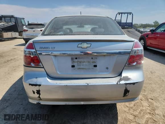 2009 Chevrolet Aveo 1LT with VIN KL1TD56E89B626986, listed as a Copart auction lot 80158725 with 176,619 mi miles and Salvage title. Bid and sale history available at DreamBid. Image 6.