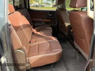 2018 Chevrolet Silverado 2500HD High Country с VIN 1GC1KXEY8JF125042, выставлен на аукционе Copart как лот 90888595 с пробегом 121 356 миль миль и Списание • Salvage title. История ставок и продаж доступна на DreamBid. Изображение 6.