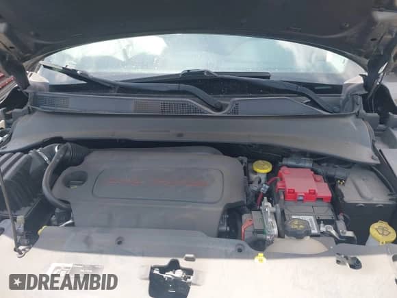 2020 Jeep Compass Latitude z VIN 3C4NJCBBXLT126537, wystawiony jako IAAI lot #42551696 z przebiegiem 38 538 mil mil oraz . Historia ofert i sprzedaży dostępna na DreamBid. Obrazek 10.