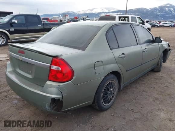 2004 Chevrolet Malibu z VIN 1G1ZS52F24F181534, wystawiony jako IAAI lot #41849927 z przebiegiem 172 347 mil mil oraz . Historia ofert i sprzedaży dostępna na DreamBid. Obrazek 4.