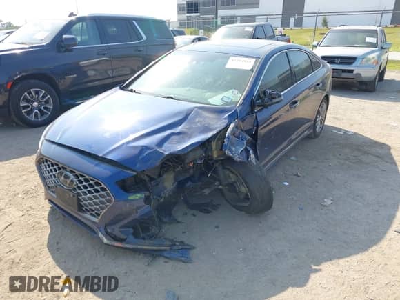 2018 Hyundai Sonata Sport with VIN 5NPE34AF1JH709709, listed as a IAAI auction lot 43254112 with 72,989 mi miles and . Bid and sale history available at DreamBid. Image 17.