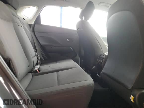 2025 Hyundai Kona SEL с VIN KM8HBCAB4SU216889, выставлен на аукционе Copart как лот 86153605 с пробегом 30 014 миль миль и Чистый • Clean title. История ставок и продаж доступна на DreamBid. Изображение 11.
