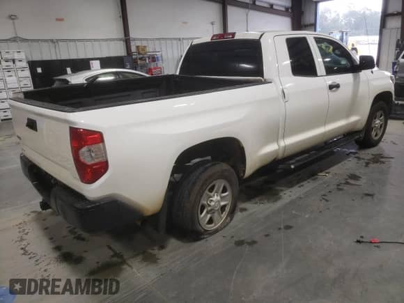 2019 Toyota Tundra SR с VIN 5TFUM5F1XKX083627, выставлен на аукционе Copart как лот 67292995 с пробегом 88 481 миль миль и Списание • Salvage title. История ставок и продаж доступна на DreamBid. Изображение 3.