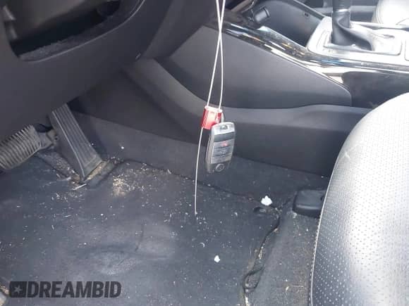 2018 Kia Sorento EX with VIN 5XYPH4A11JG403244, listed as a IAAI auction lot 43359705 with 87,891 mi miles and . Bid and sale history available at DreamBid. Image 11.