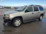 2003 Chevrolet TrailBlazer EXT LT z VIN 1GNET16SX36126919, wystawiony jako Copart lot #82130895 z przebiegiem 139 103 mil mil oraz Szkoda całkowita • Salvage title. Historia ofert i sprzedaży dostępna na DreamBid. Obrazek 1.