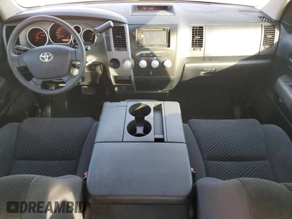 2012 Toyota Tundra z VIN 5TFRU5F15CX026419, wystawiony jako Copart lot #85980334 z przebiegiem 150 239 mil mil oraz Szkoda całkowita • Salvage title. Historia ofert i sprzedaży dostępna na DreamBid. Obrazek 8.