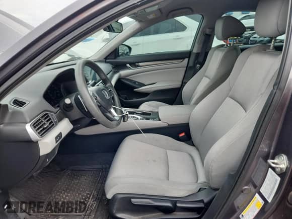 2020 Honda Accord с VIN 1HGCV3F11LA004378, выставлен на аукционе Copart как лот 67984305 с пробегом 92 963 миль миль и Списание • Salvage title. История ставок и продаж доступна на DreamBid. Изображение 7.