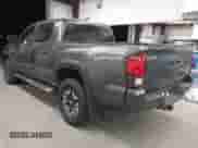 2019 Toyota Tacoma TRD Off Road with VIN 3TMCZ5AN2KM194198, listed as a IAAI auction lot 43463635 with 48,375 mi miles and . Bid and sale history available at DreamBid. Image 3.
