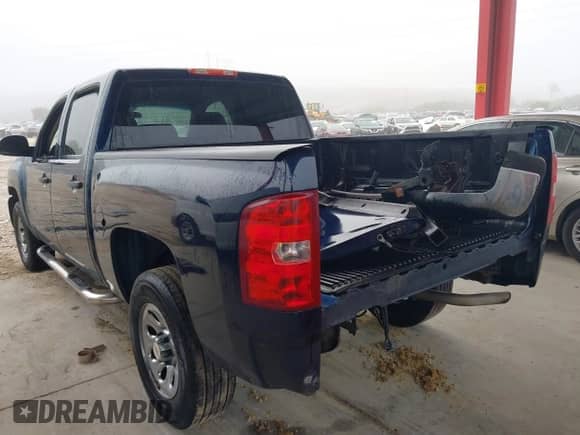 2011 Chevrolet Silverado 1500 LT с VIN 3GCPCSEA5BG150008, выставлен на аукционе IAAI как лот 41103732 с пробегом 180 005 миль миль и . История ставок и продаж доступна на DreamBid. Изображение 3.