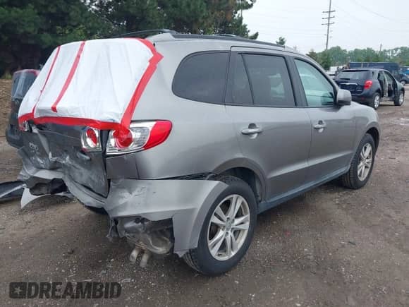 2011 Hyundai Santa Fe Limited с VIN 5XYZK4AGXBG073748, выставлен на аукционе IAAI как лот 42523147 с пробегом 133 465 миль миль и . История ставок и продаж доступна на DreamBid. Изображение 4.