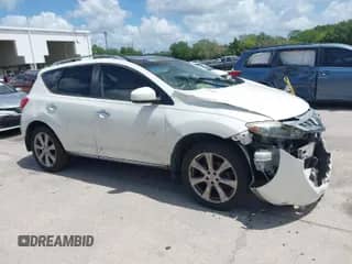 2012 Nissan Murano S z VIN JN8AZ1MW3CW240440, wystawiony jako IAAI lot #41951781 z przebiegiem 145 209 mil mil oraz . Historia ofert i sprzedaży dostępna na DreamBid. Obrazek 1.