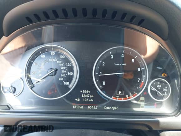 2013 BMW 5 Series 535i с VIN WBAFR7C58DC823194, выставлен на аукционе IAAI как лот 42598372 с пробегом 131 090 миль миль и . История ставок и продаж доступна на DreamBid. Изображение 7.