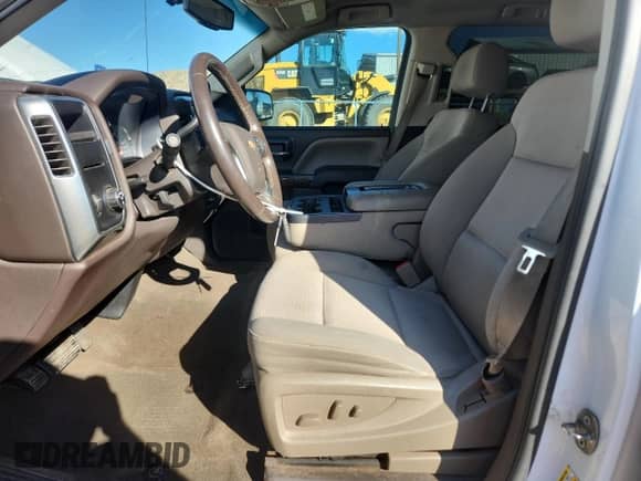 2015 Chevrolet Silverado 1500 LT z VIN 3GCPCREC2FG505863, wystawiony jako Copart lot #81430465 z przebiegiem 178 673 mil mil oraz Czysty tytuł • Clean title. Historia ofert i sprzedaży dostępna na DreamBid. Obrazek 7.