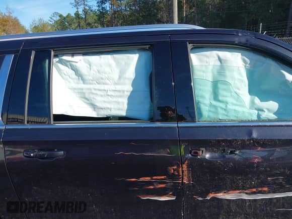 2023 Chevrolet Suburban LT с VIN 1GNSCCKDXPR213651, выставлен на аукционе IAAI как лот 41036741 с пробегом 50 507 миль миль и . История ставок и продаж доступна на DreamBid. Изображение 13.