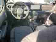 2024 Jeep Wrangler Rubicon z VIN 1C4PJXFG5RW284292, wystawiony jako Copart lot #58743975 z przebiegiem 17 971 mil mil oraz Czysty tytuł • Clean title. Historia ofert i sprzedaży dostępna na DreamBid. Obrazek 8.