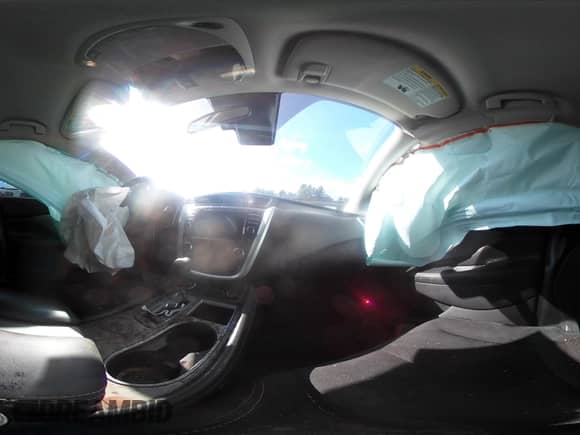 2020 Nissan Murano S with VIN 5N1AZ2AS3LN158115, listed as a IAAI auction lot 43112645 with 17,647 mi miles and . Bid and sale history available at DreamBid. Image 19.