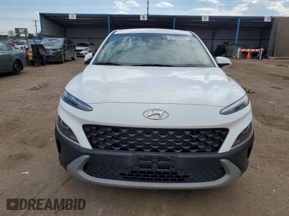 2023 Hyundai Kona SE with VIN KM8K2CAB6PU053899, listed as a Copart auction lot 67398645 with 26,878 mi miles and Salvage title. Bid and sale history available at DreamBid. Image 5.