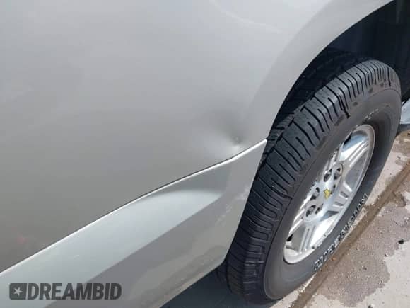 2008 Chevrolet Tahoe LS с VIN 1GNFC13C18R185820, выставлен на аукционе IAAI как лот 42662827 с пробегом 186 500 миль миль и . История ставок и продаж доступна на DreamBid. Изображение 21.