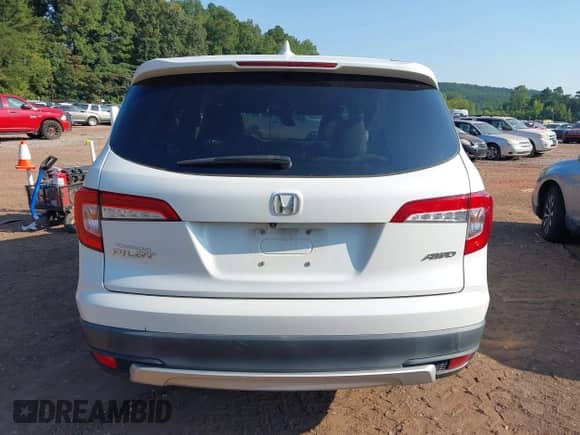 2021 Honda Pilot EX-L z VIN 5FNYF6H51MB003789, wystawiony jako IAAI lot #42988816 z przebiegiem 82 366 mil mil oraz . Historia ofert i sprzedaży dostępna na DreamBid. Obrazek 17.