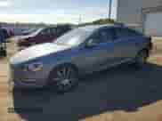 2018 Volvo S60 Inscription Platinum с VIN LYV402TM9JB156991, выставлен на аукционе Copart как лот 70232645 с пробегом 8 284 миль миль и Списание • Salvage title. История ставок и продаж доступна на DreamBid. Изображение 1.