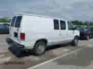 2007 Ford Econoline Cargo Commercial z VIN 1FTNE24L57DA53187, wystawiony jako IAAI lot #42302365 z przebiegiem Nie podano mil oraz . Historia ofert i sprzedaży dostępna na DreamBid. Obrazek 4.