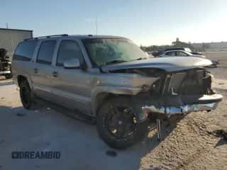 2003 Chevrolet Suburban LT z VIN 3GNEC16Z53G134051, wystawiony jako Copart lot #76923234 z przebiegiem Nie podano mil oraz Szkoda całkowita • Salvage title. Historia ofert i sprzedaży dostępna na DreamBid. Obrazek 4.