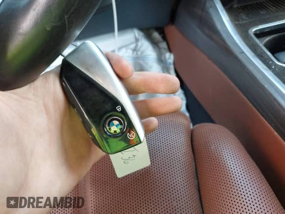 2024 BMW 7 Series 740i с VIN WBA23EH02RCP35525, выставлен на аукционе IAAI как лот 41992914 с пробегом Не указан миль и . История ставок и продаж доступна на DreamBid. Изображение 11.