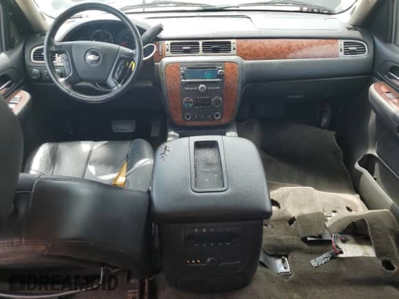 2008 Chevrolet Tahoe 2LT с VIN 1GNFK13038R265497, выставлен на аукционе Copart как лот 70165495 с пробегом 170 952 миль миль и Списание • Salvage title. История ставок и продаж доступна на DreamBid. Изображение 8.