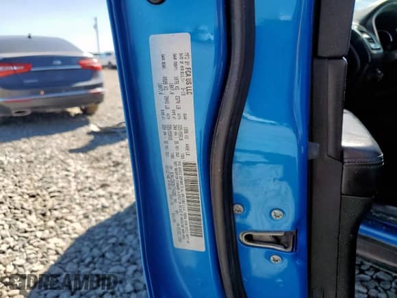 2019 Jeep Compass Altitude with VIN 3C4NJCBB3KT743292, listed as a Copart auction lot 70115335 with 59,561 mi miles and Salvage title. Bid and sale history available at DreamBid. Image 13.