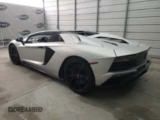 2018 Lamborghini Aventador S with VIN ZHWUV4ZD2JLA07042, listed as a Copart auction lot 85251014 with 29,450 mi miles and Salvage title. Bid and sale history available at DreamBid. Image 2.