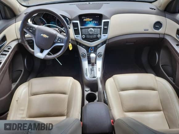 2015 Chevrolet Cruze Diesel z VIN 1G1P75SZ9F7299774, wystawiony jako Copart lot #68167825 z przebiegiem 131 509 mil mil oraz Szkoda całkowita • Salvage title. Historia ofert i sprzedaży dostępna na DreamBid. Obrazek 8.