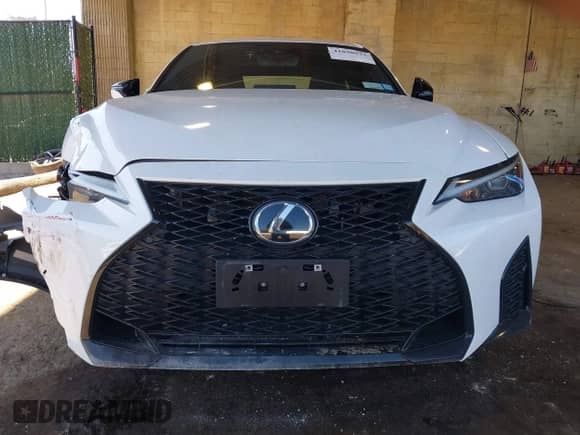 2024 Lexus IS 350 F Sport с VIN JTHGZ1E28R5036005, выставлен на аукционе IAAI как лот 41890933 с пробегом 11 619 миль миль и . История ставок и продаж доступна на DreamBid. Изображение 12.