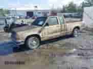 1983 Chevrolet S-10 с VIN 1GCCS14B6D0141914, выставлен на аукционе IAAI как лот 43111918 с пробегом 72 649 миль миль и . История ставок и продаж доступна на DreamBid. Изображение 2.