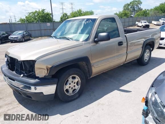 2004 Chevrolet Silverado 1500 LS with VIN 1GCEC14T84Z306534, listed as a IAAI auction lot 42603911 with 172,896 mi miles and . Bid and sale history available at DreamBid. Image 2.