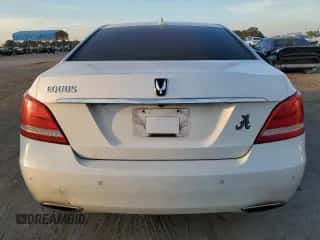 2014 Hyundai Equus Ultimate z VIN KMHGH4JHXEU090109, wystawiony jako Copart lot #72704744 z przebiegiem 148 493 mil mil oraz Szkoda całkowita • Salvage title. Historia ofert i sprzedaży dostępna na DreamBid. Obrazek 6.