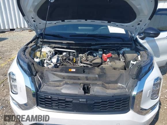 2023 Mitsubishi Outlander SEL z VIN JA4J4VA86PZ010610, wystawiony jako IAAI lot #42883511 z przebiegiem 37 536 mil mil oraz . Historia ofert i sprzedaży dostępna na DreamBid. Obrazek 10.