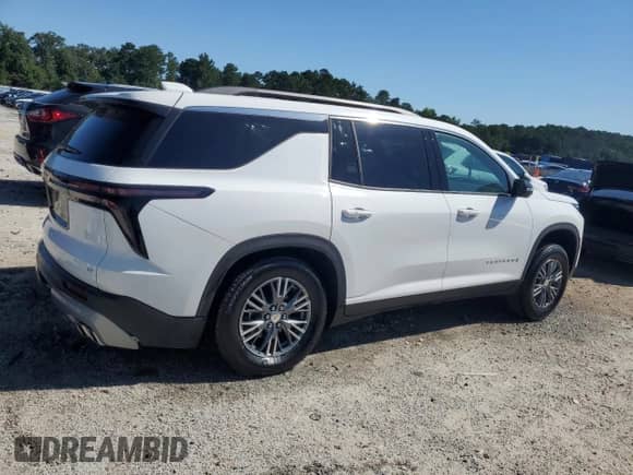 2024 Chevrolet Traverse FWD LT z VIN 1GNERGKS0RJ201558, wystawiony jako Copart lot #69701075 z przebiegiem Nie podano mil oraz Czysty tytuł • Clean title. Historia ofert i sprzedaży dostępna na DreamBid. Obrazek 3.