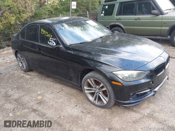 2014 BMW 3 Series 328i xDrive с VIN WBA3B5G5XENS10019, выставлен на аукционе IAAI как лот 43513067 с пробегом 116 285 миль миль и . История ставок и продаж доступна на DreamBid. Изображение 1.